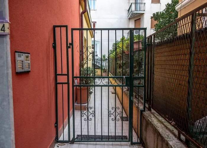 233 - Casa Milla - Centro Citta - 150metri Dal Mare E - Parcheggio Gratis Incluso