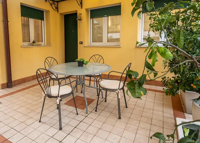 233 - Casa Milla - Centro Citta - 150metri Dal Mare E - Parcheggio Gratis Incluso Sestri Levante