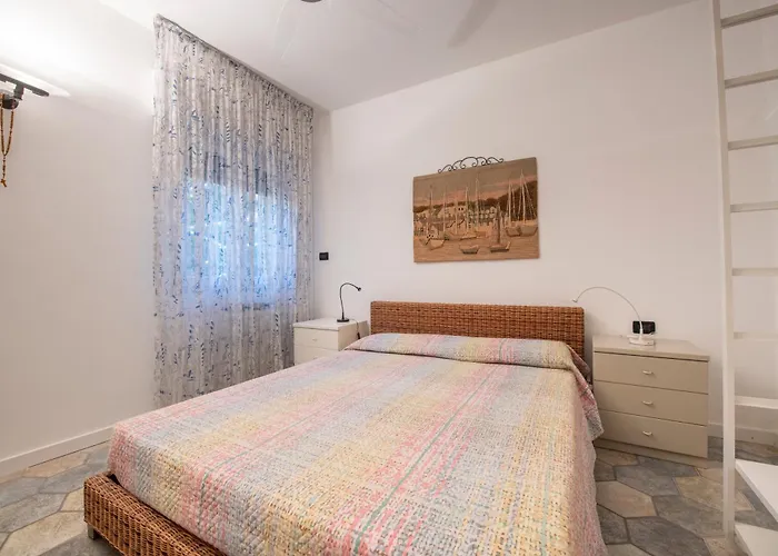 233 - Casa Milla - Centro Citta - 150metri Dal Mare E - Parcheggio Gratis Incluso *