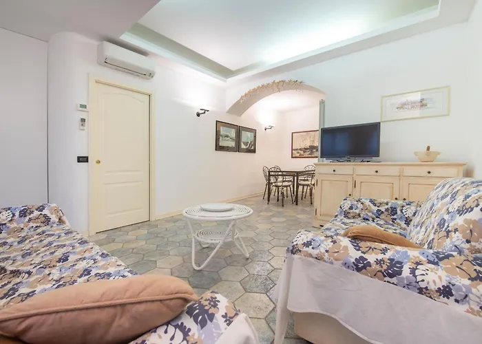 233 - Casa Milla - Centro Citta - 150metri Dal Mare E - Parcheggio Gratis Incluso Appartement