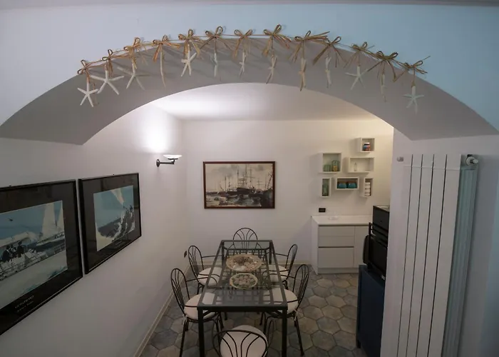 233 - Casa Milla - Centro Citta - 150metri Dal Mare E - Parcheggio Gratis Incluso Appartement Sestri Levante