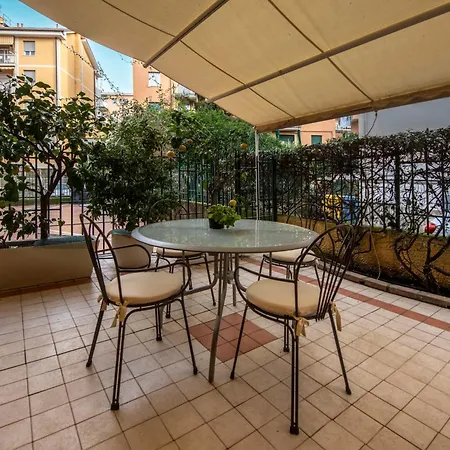 233 - Casa Milla - Centro Citta - 150metri Dal Mare E - Parcheggio Gratis Incluso דירה ססטרי לבאנטה
