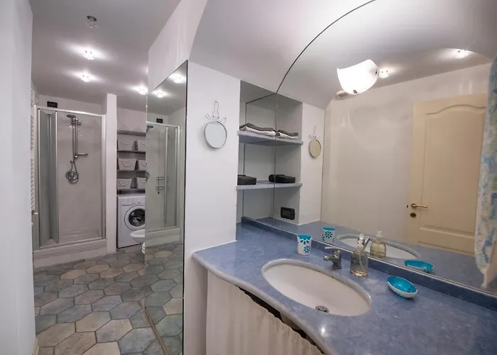 233 - Casa Milla - Centro Citta - 150metri Dal Mare E - Parcheggio Gratis Incluso