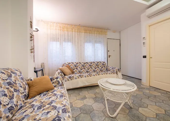 233 - Casa Milla - Centro Citta - 150metri Dal Mare E - Parcheggio Gratis Incluso 아파트